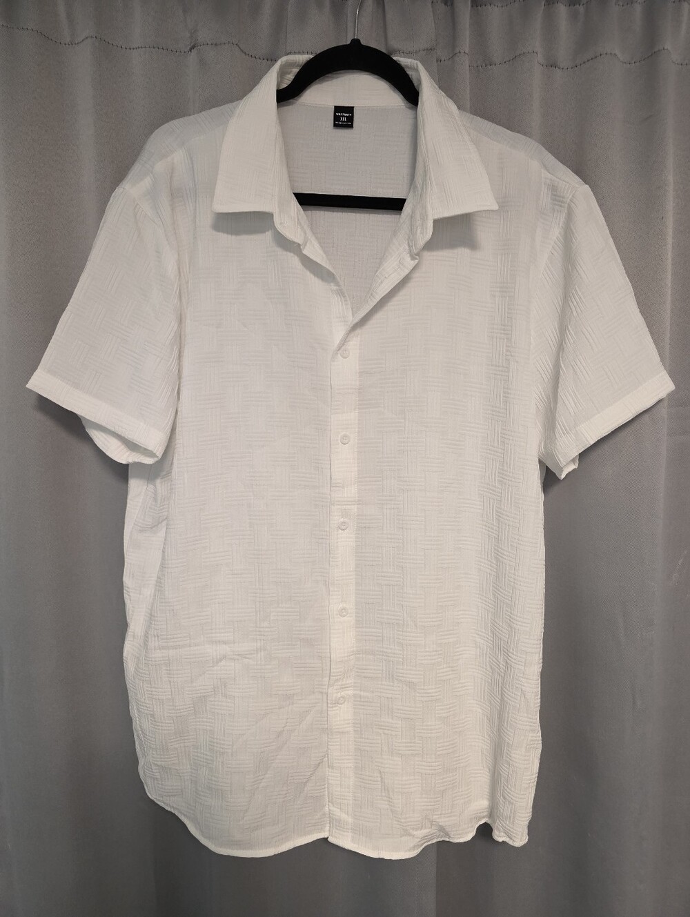 Manfinity Men's Textured Short-Sleeve Button-Up Shirt - White
